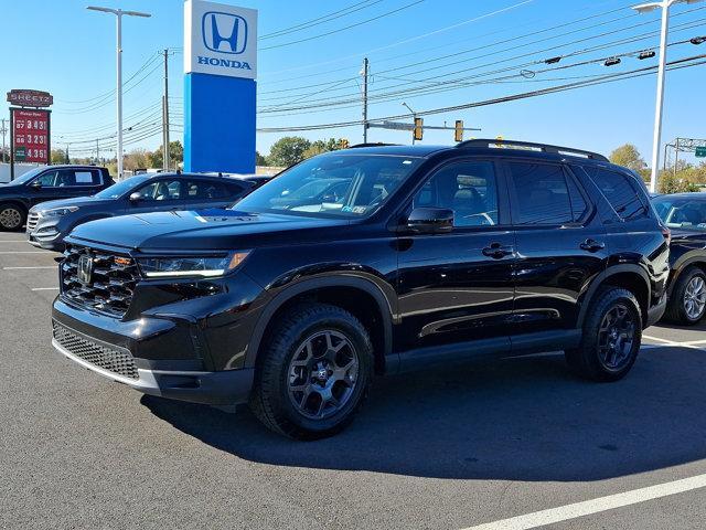 used 2025 Honda Pilot car, priced at $45,800