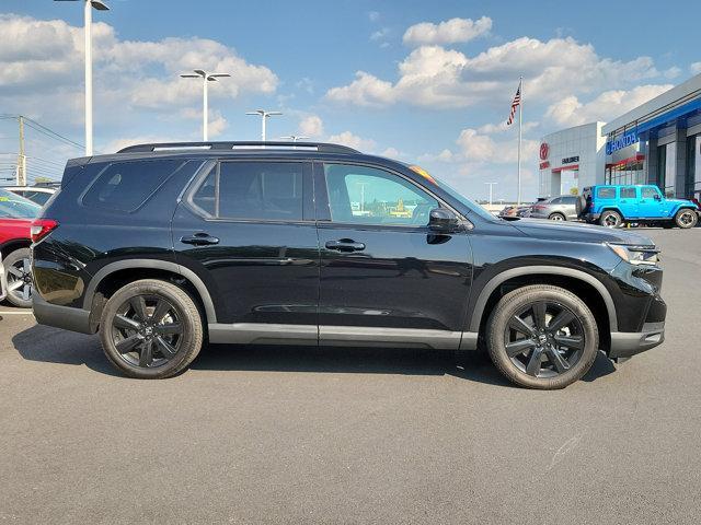 used 2025 Honda Pilot car, priced at $51,300