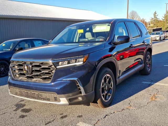 new 2025 Honda Pilot car, priced at $49,645