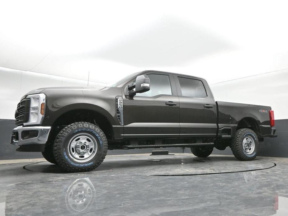 new 2024 Ford F-250 car, priced at $56,825