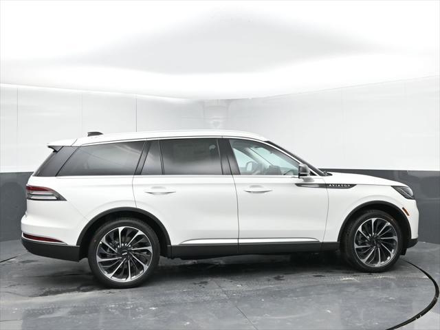 new 2025 Lincoln Aviator car, priced at $76,525