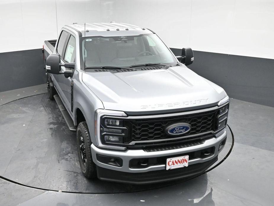 new 2024 Ford F-250 car, priced at $61,330