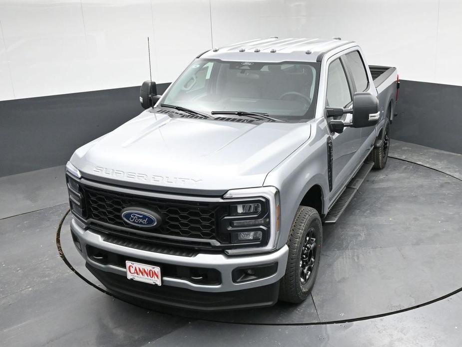 new 2024 Ford F-250 car, priced at $61,330