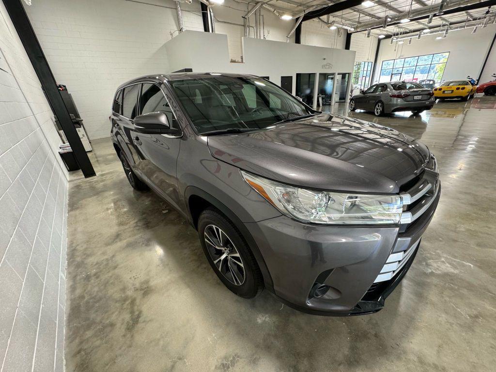 used 2019 Toyota Highlander car, priced at $23,800