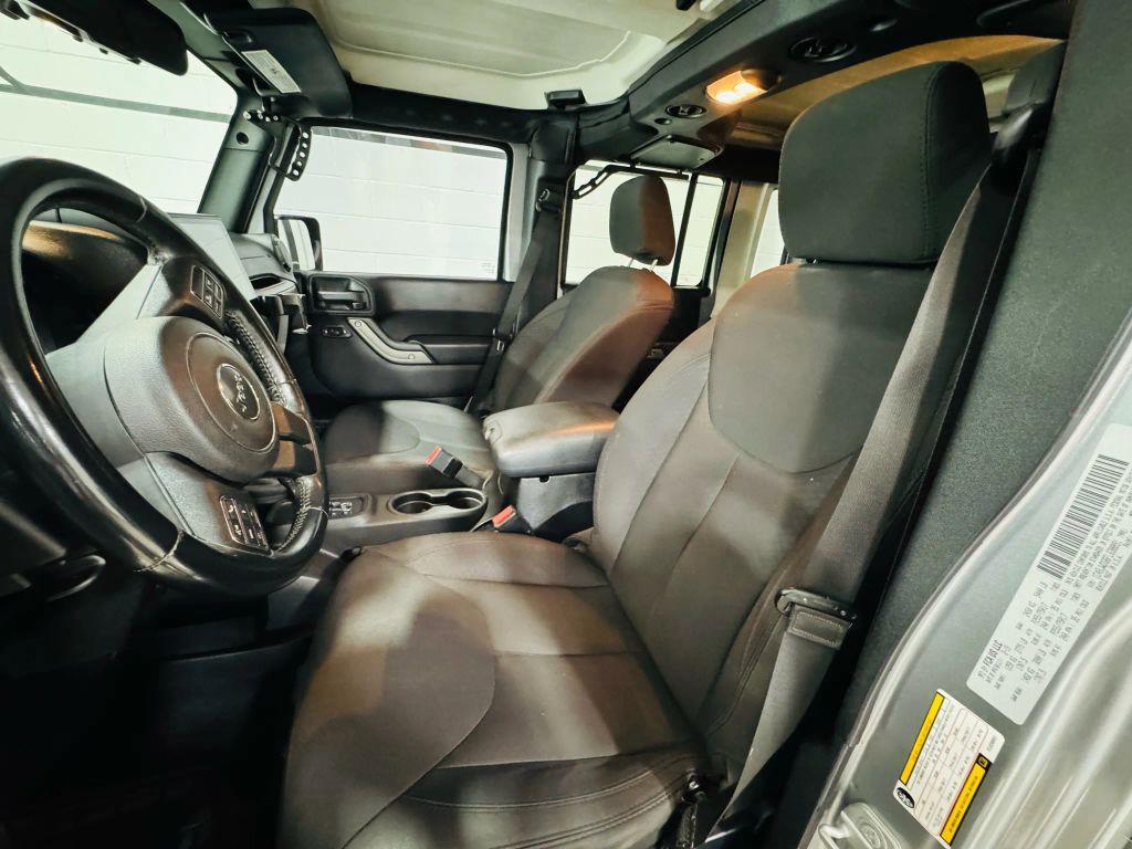 used 2015 Jeep Wrangler Unlimited car, priced at $18,500
