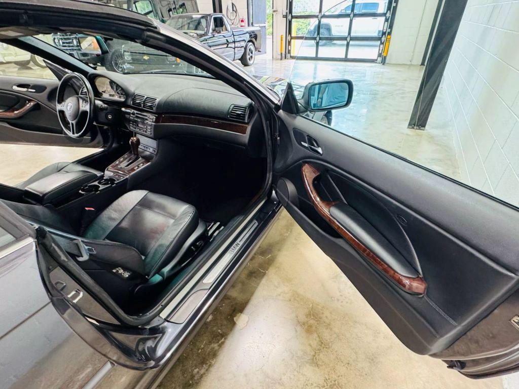 used 2006 BMW 330 car, priced at $10,500