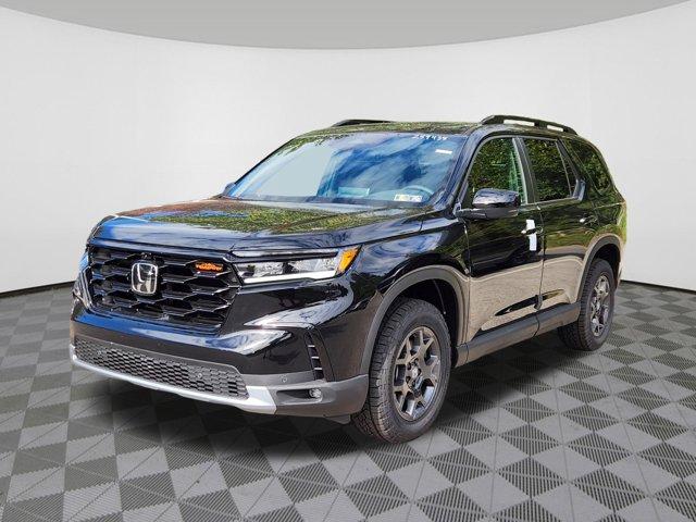 new 2025 Honda Pilot car, priced at $51,375