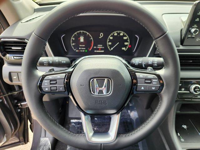 new 2025 Honda Pilot car, priced at $51,095