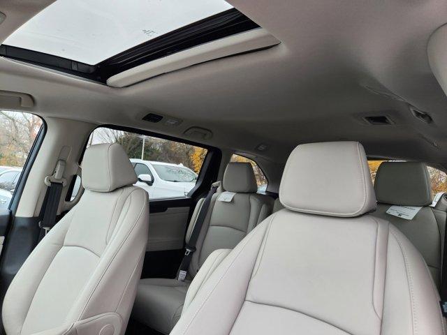 new 2026 Honda Odyssey car, priced at $44,655