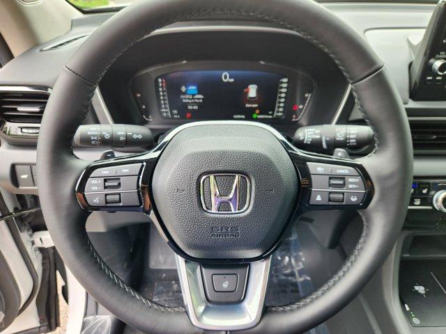 new 2025 Honda Pilot car, priced at $54,985