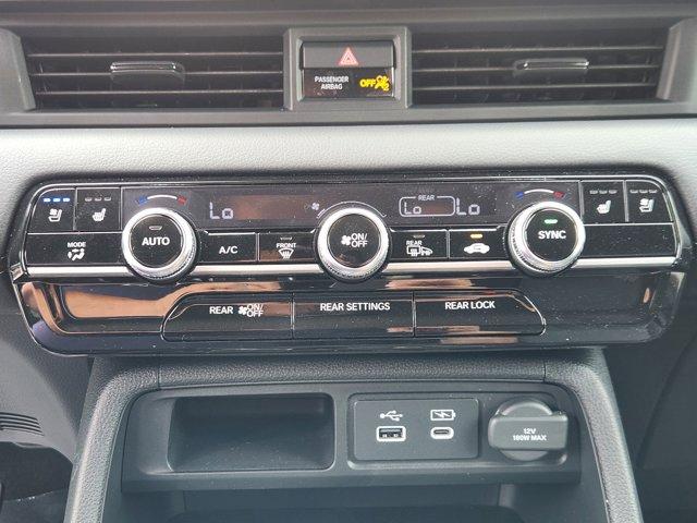 new 2025 Honda Pilot car, priced at $54,985
