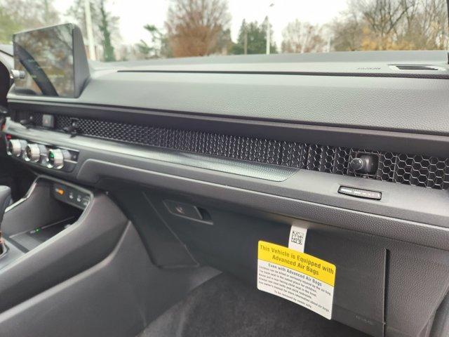 new 2026 Honda CR-V Hybrid car, priced at $41,675