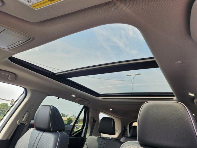 used 2025 Honda Pilot car, priced at $51,585