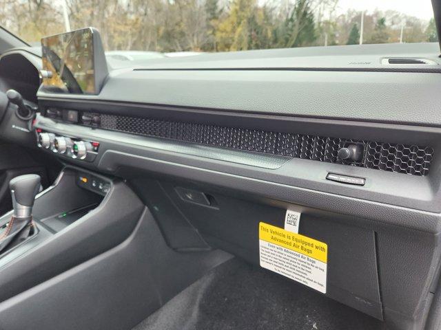 new 2026 Honda CR-V Hybrid car, priced at $41,675