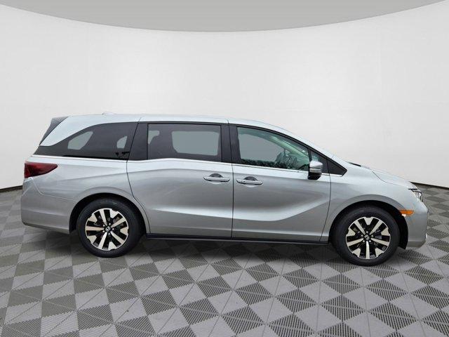 new 2026 Honda Odyssey car, priced at $44,290