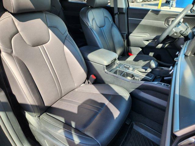 used 2024 Kia Sorento car, priced at $33,870