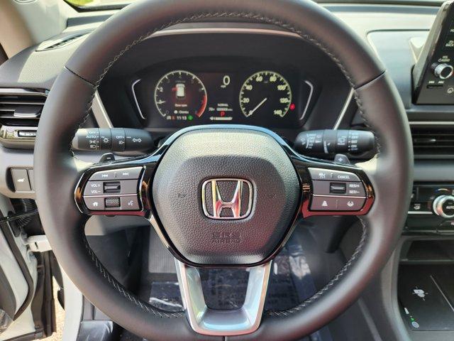 new 2025 Honda Pilot car, priced at $51,550