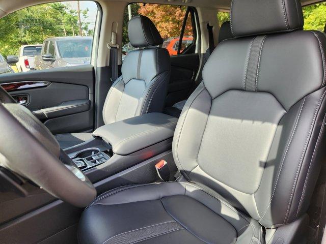 new 2025 Honda Pilot car, priced at $51,550
