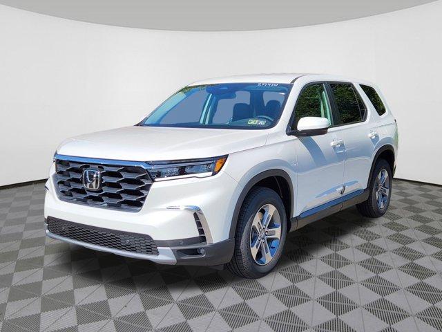 new 2025 Honda Pilot car, priced at $47,550