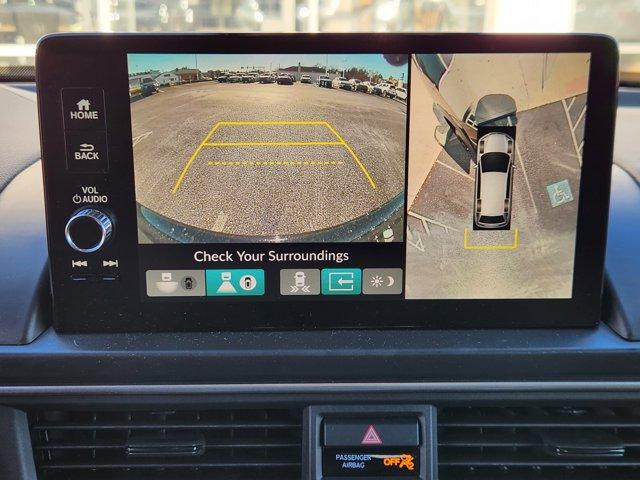 used 2025 Honda Pilot car, priced at $50,435