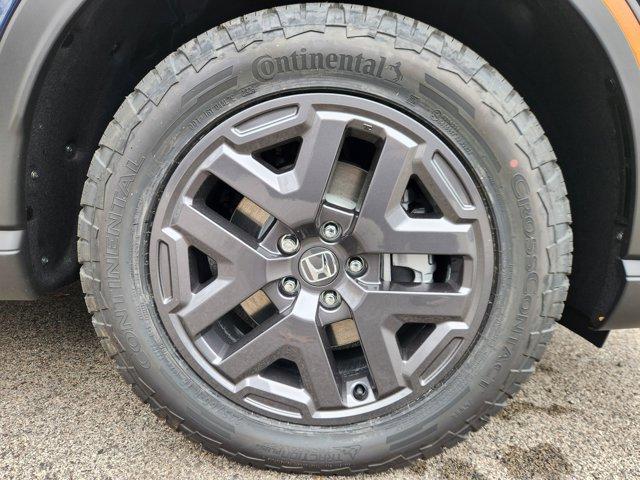 new 2026 Honda CR-V Hybrid car, priced at $40,250