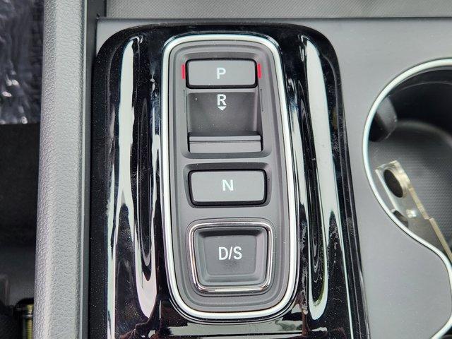 new 2025 Honda Pilot car, priced at $51,050