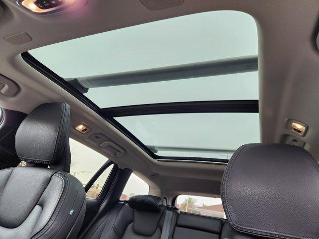 used 2020 Volvo V60 Cross Country car, priced at $28,587