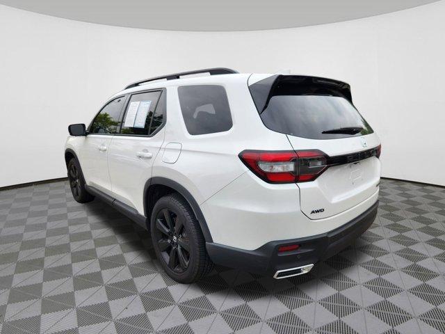 used 2025 Honda Pilot car, priced at $53,870