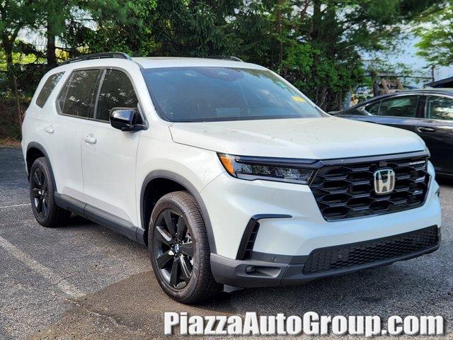 used 2025 Honda Pilot car, priced at $53,870