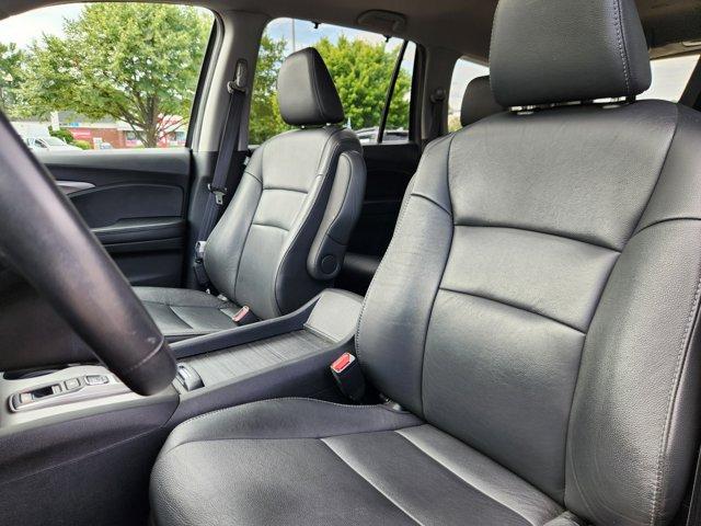 used 2022 Honda Pilot car, priced at $33,934