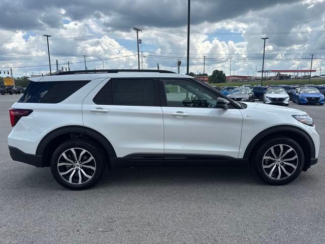 new 2025 Ford Explorer car, priced at $49,417