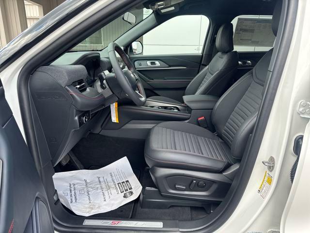 new 2025 Ford Explorer car, priced at $49,417
