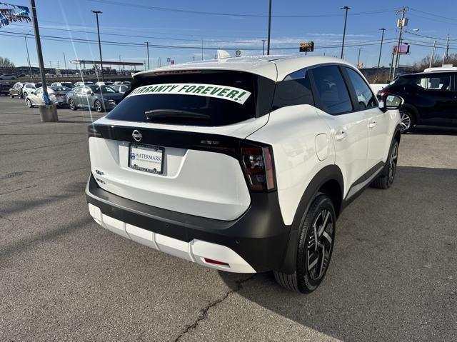 new 2025 Nissan Kicks car, priced at $25,211