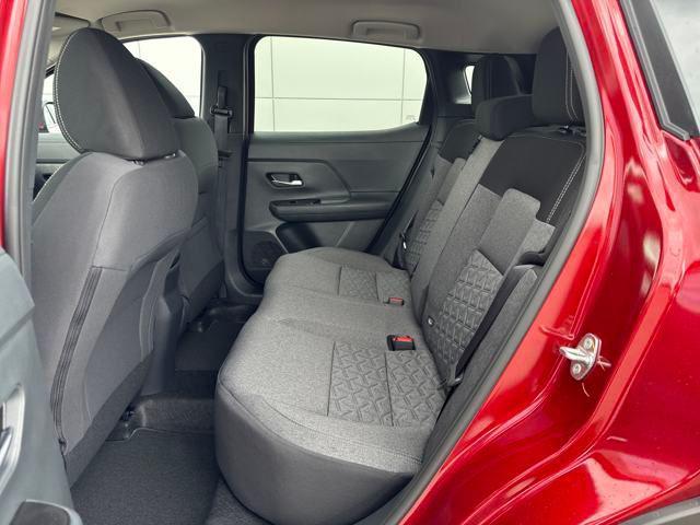 new 2025 Nissan Kicks car, priced at $27,454