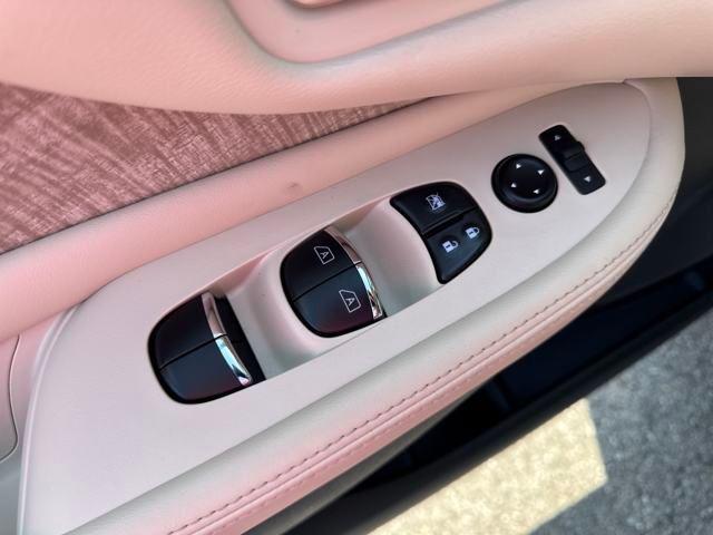 used 2024 Nissan Murano car, priced at $35,161