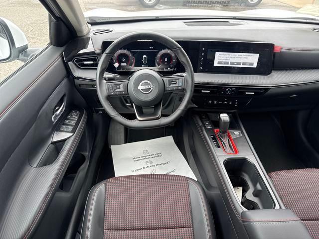 new 2025 Nissan Kicks car, priced at $29,422