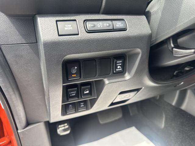 new 2025 Nissan Frontier car, priced at $45,961