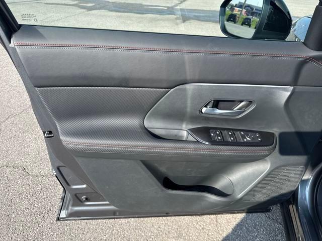 new 2025 Nissan Kicks car, priced at $28,280