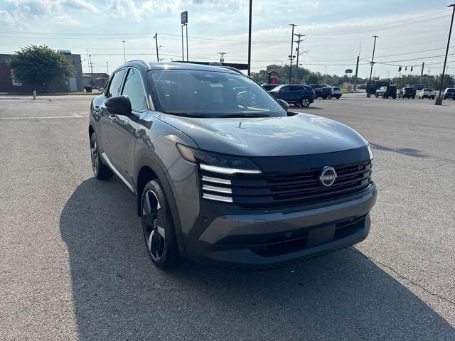 new 2025 Nissan Kicks car, priced at $28,280