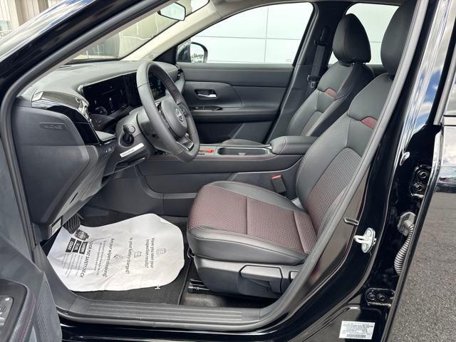 new 2025 Nissan Kicks car, priced at $29,020
