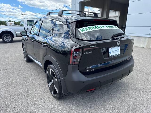 new 2025 Nissan Kicks car, priced at $29,020