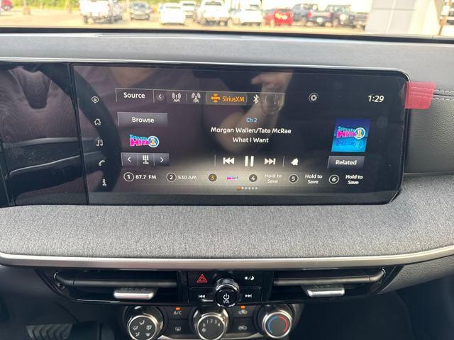 new 2025 Nissan Kicks car, priced at $26,063