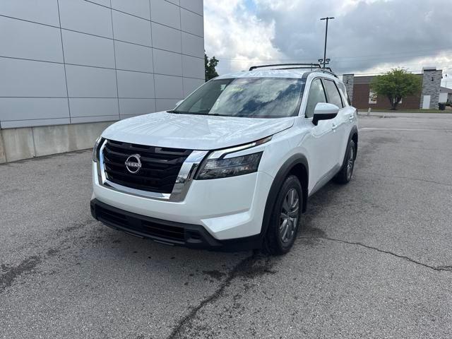 new 2025 Nissan Pathfinder car, priced at $39,620