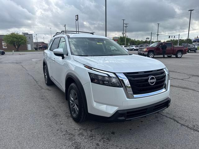 new 2025 Nissan Pathfinder car, priced at $39,620