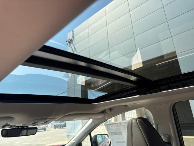 new 2025 Nissan Murano car, priced at $52,325