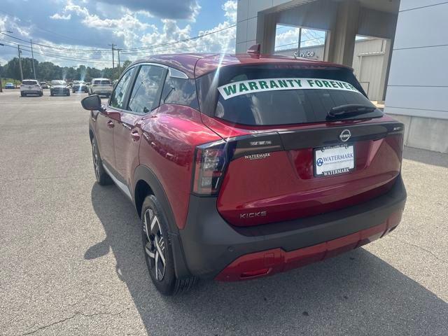 new 2025 Nissan Kicks car, priced at $26,280