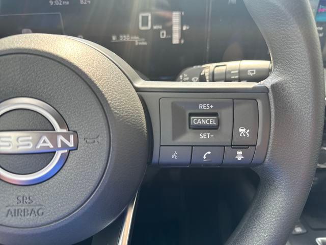 new 2025 Nissan Kicks car, priced at $26,280