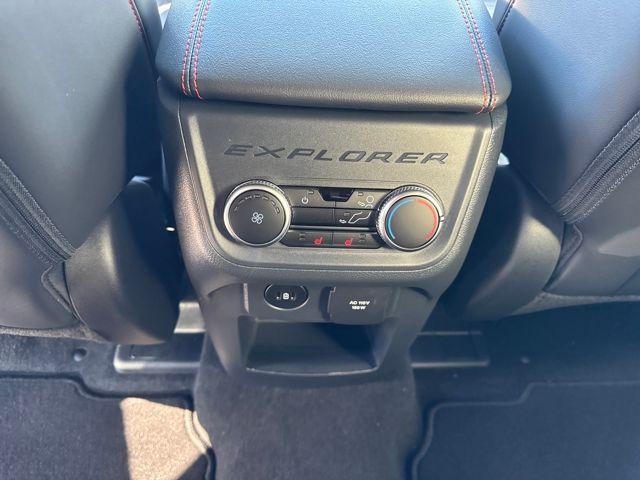 new 2025 Ford Explorer car