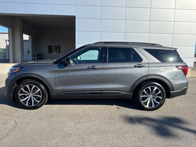 new 2025 Ford Explorer car