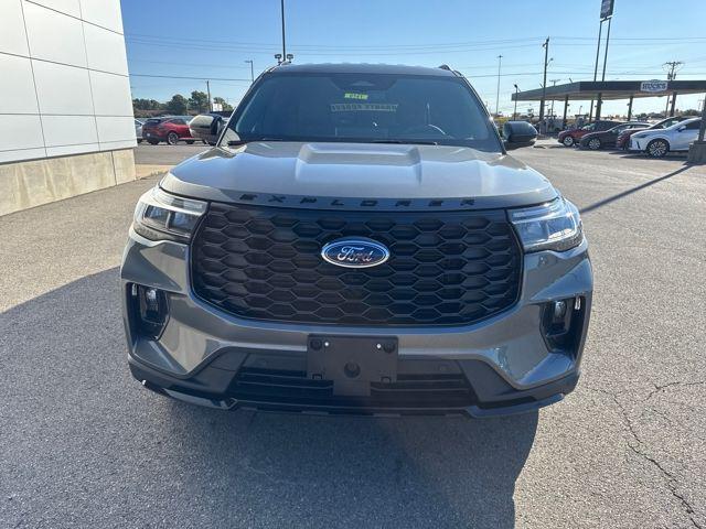 new 2025 Ford Explorer car